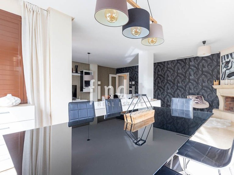 Villa for Sale in Finestrat, Alicante 30