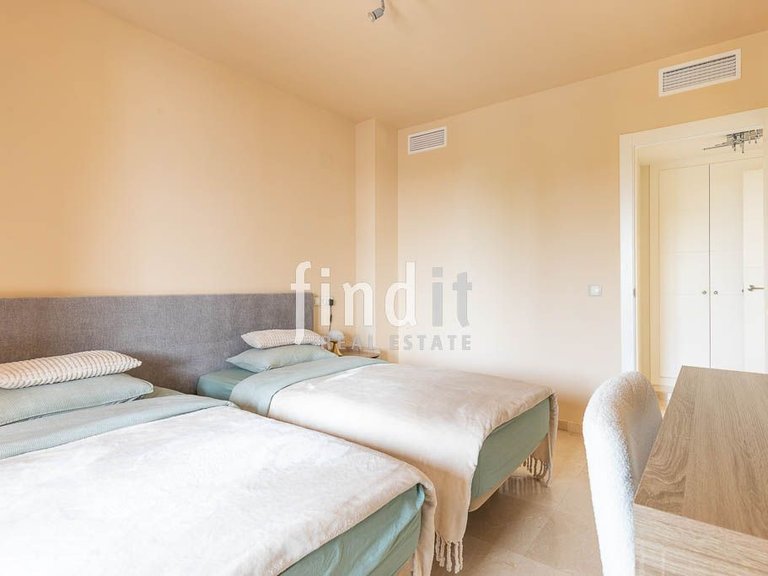Villa for Sale in Finestrat, Alicante 35