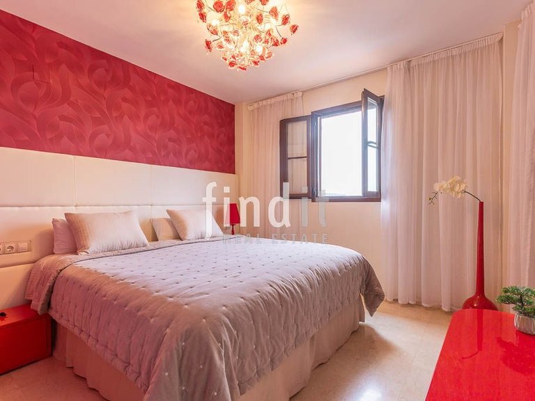 Villa for Sale in Finestrat, Alicante 37