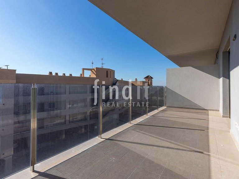 Apartment for Sale in Santa Pola, Alicante 2