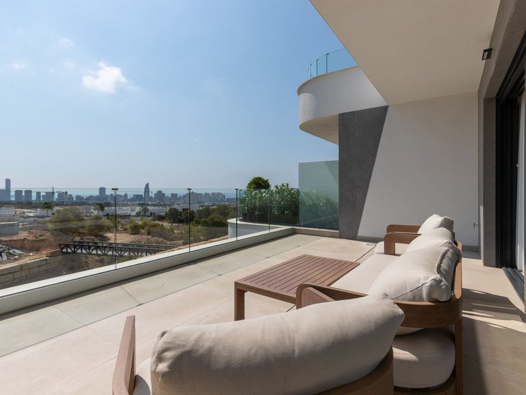 Apartment for Sale in Finestrat, Alicante 1