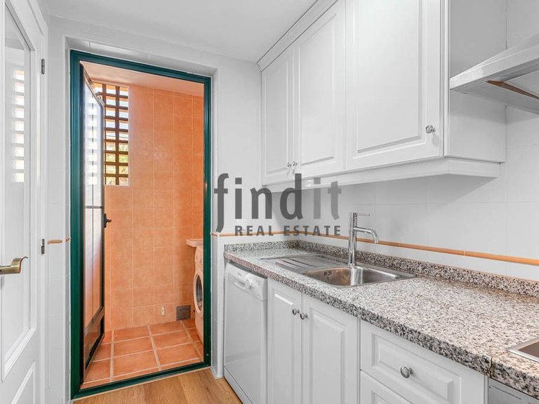 Apartment for Sale in Finestrat, Alicante 4