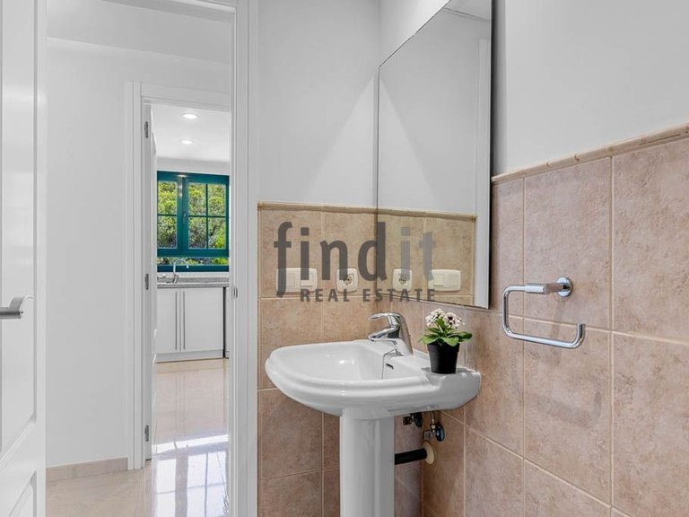Apartment for Sale in Finestrat, Alicante 16