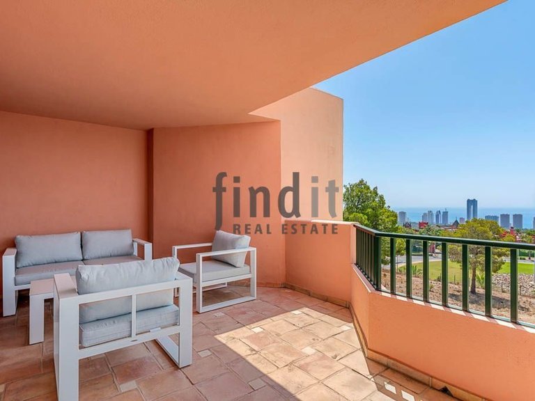 Apartment for Sale in Finestrat, Alicante 1