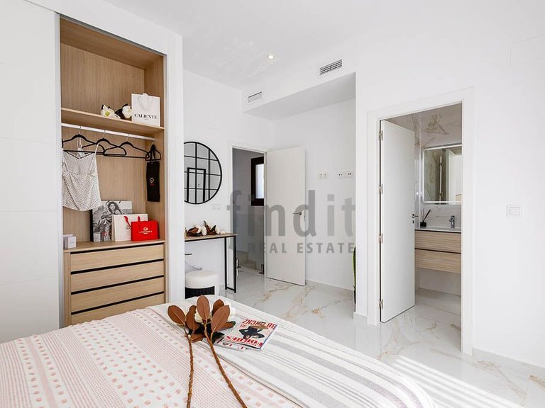 Villa for Sale in Polop De La Marina, Alicante 25