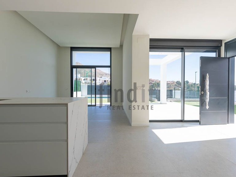 Villa for Sale in Finestrat, Alicante 6