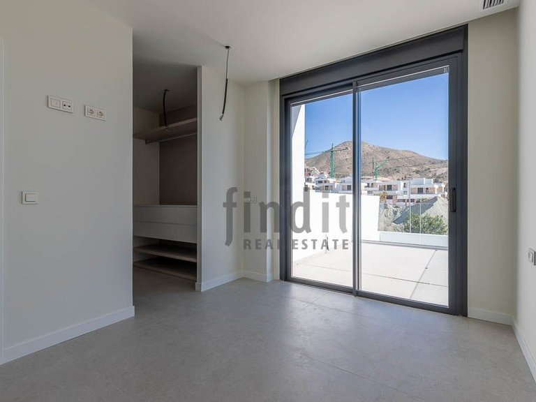 Villa for Sale in Finestrat, Alicante 16