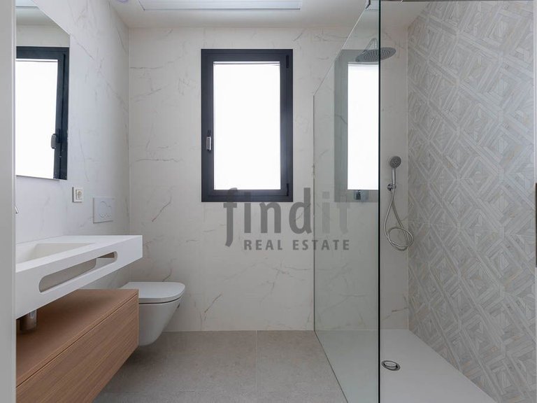 Villa for Sale in Finestrat, Alicante 18