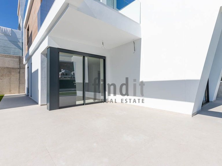 Villa for Sale in Finestrat, Alicante 27
