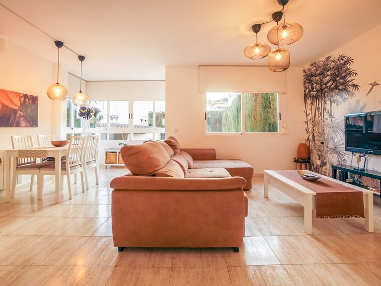 Villa for Sale in La Nucía, Alicante 4