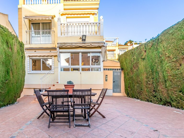 Villa for Sale in La Nucía, Alicante 2