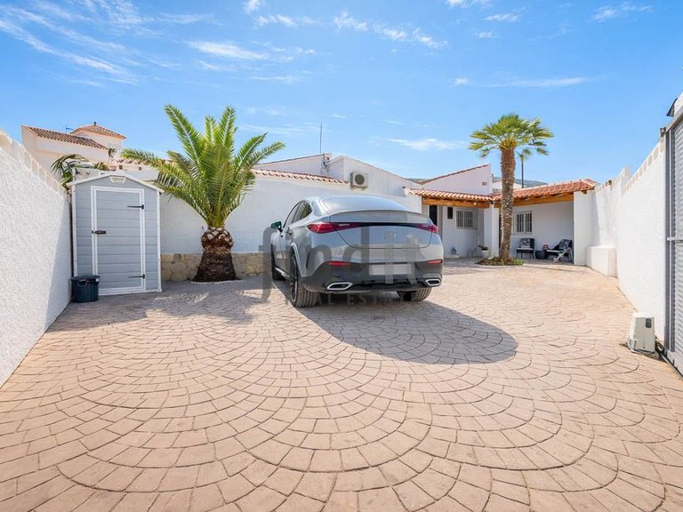 Villa for Sale in El Albir / L'albir, Alicante 2