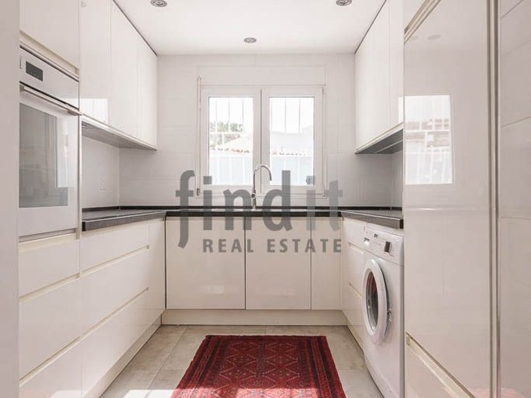 Villa for Sale in El Albir / L'albir, Alicante 14