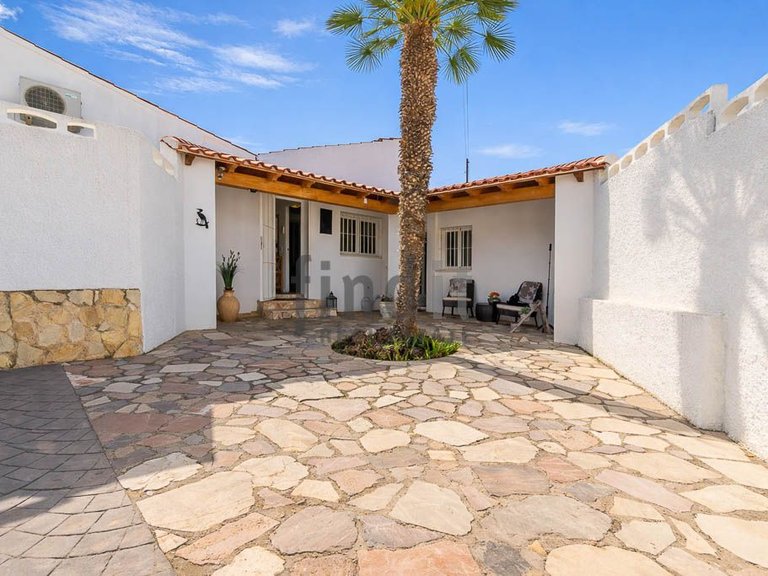 Villa for Sale in El Albir / L'albir, Alicante 3