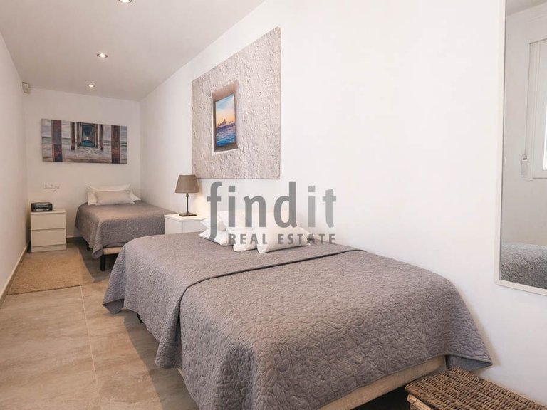 Villa for Sale in El Albir / L'albir, Alicante 4