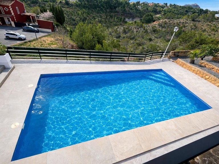 Villa for Sale in La Nucía, Alicante 4