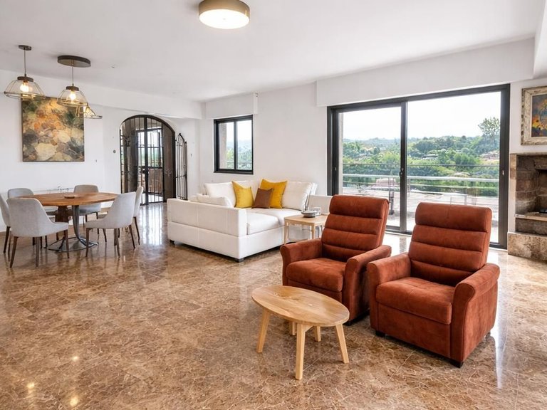 Villa for Sale in La Nucía, Alicante 5
