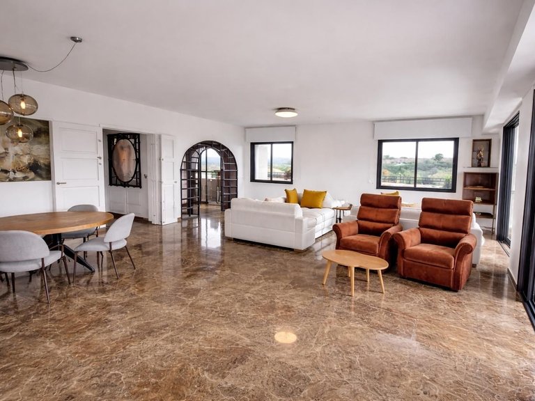 Villa for Sale in La Nucía, Alicante 6