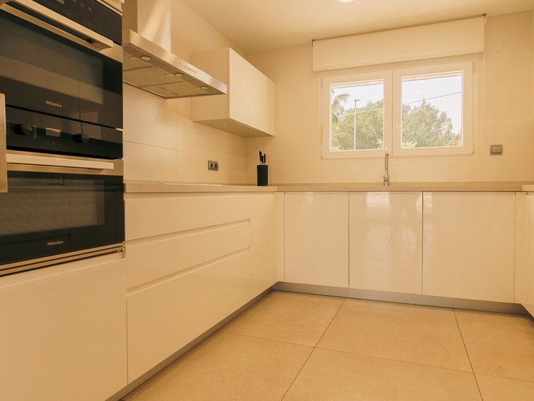 Villa for Sale in El Albir / L'albir, Alicante 29