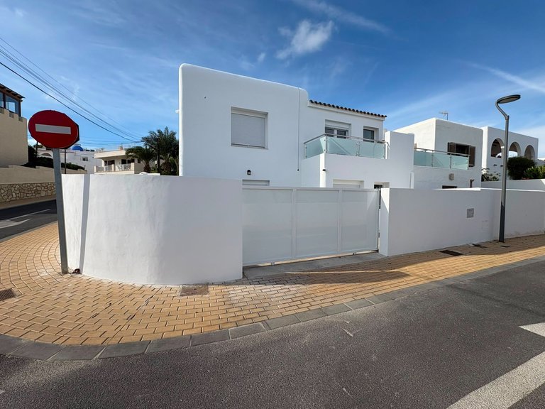 Villa for Sale in Playa El Palmeral Mojácar, Almeria 1
