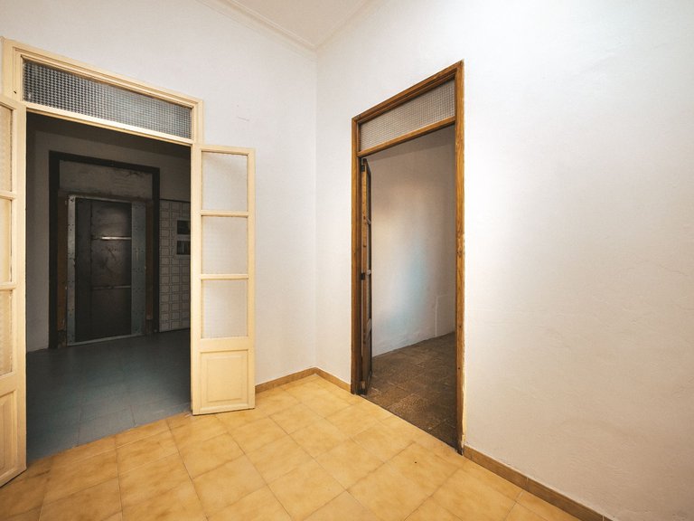 Apartment for Sale in  Baleares, Palma 28