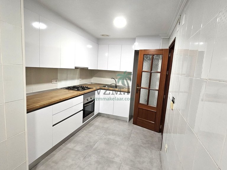 Apartment for Sale in Torrevieja, Alicante 11