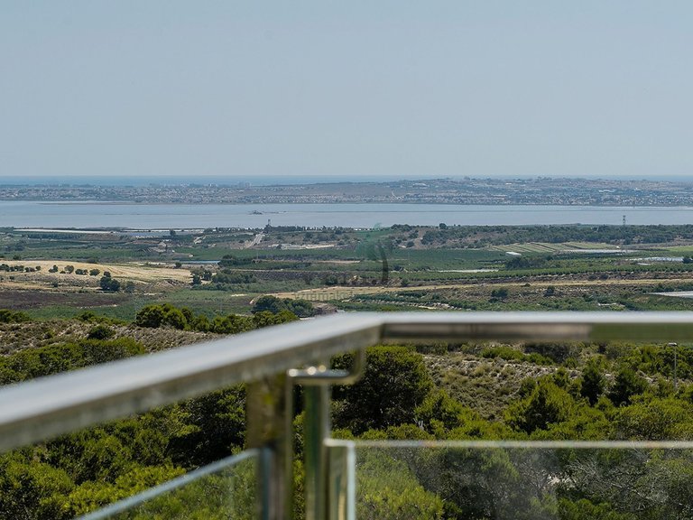 Apartment for Sale in San Miguel De Salinas, Alicante 4