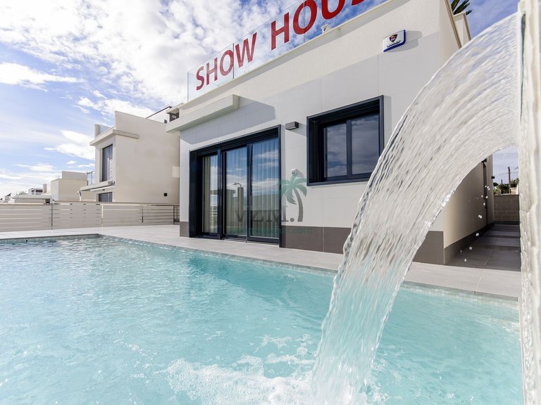 Villa for Sale in San Miguel De Salinas, Alicante 12