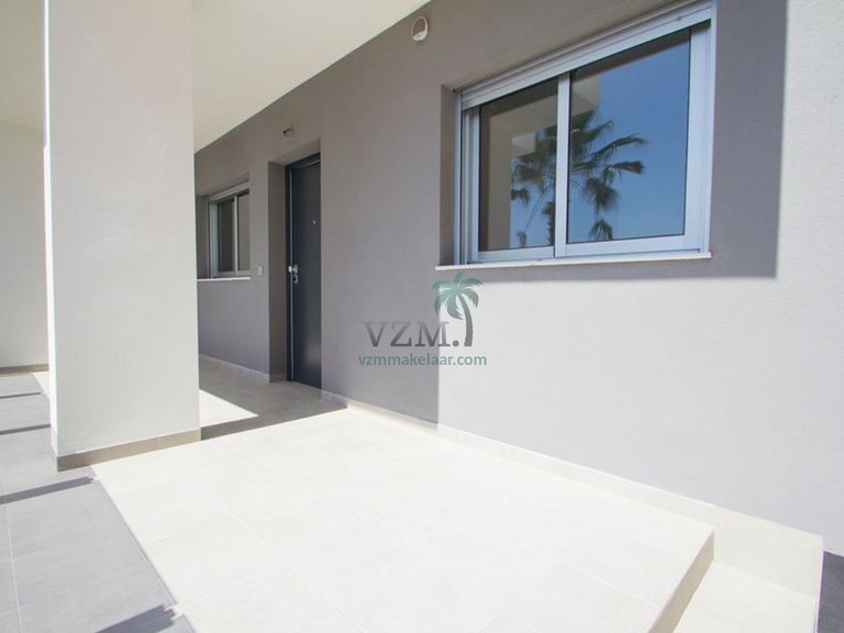 Apartment for Sale in Urbanizacion Los Balcones, Alicante 17