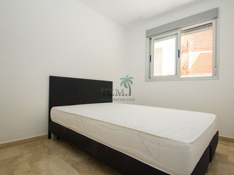 Apartment for Sale in Urbanizacion Los Balcones, Alicante 8