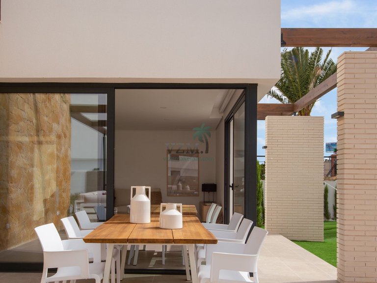 Villa for Sale in Dehesa De Campoamor, Alicante 25