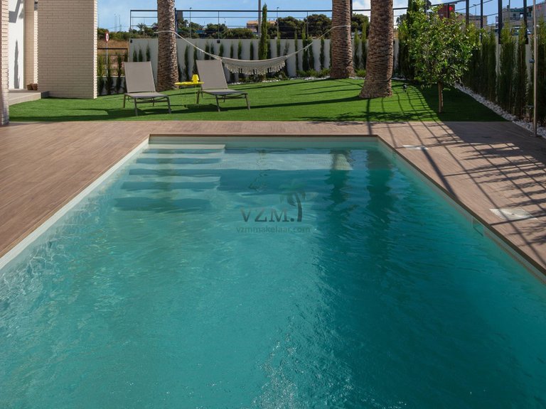 Villa for Sale in Dehesa De Campoamor, Alicante 35