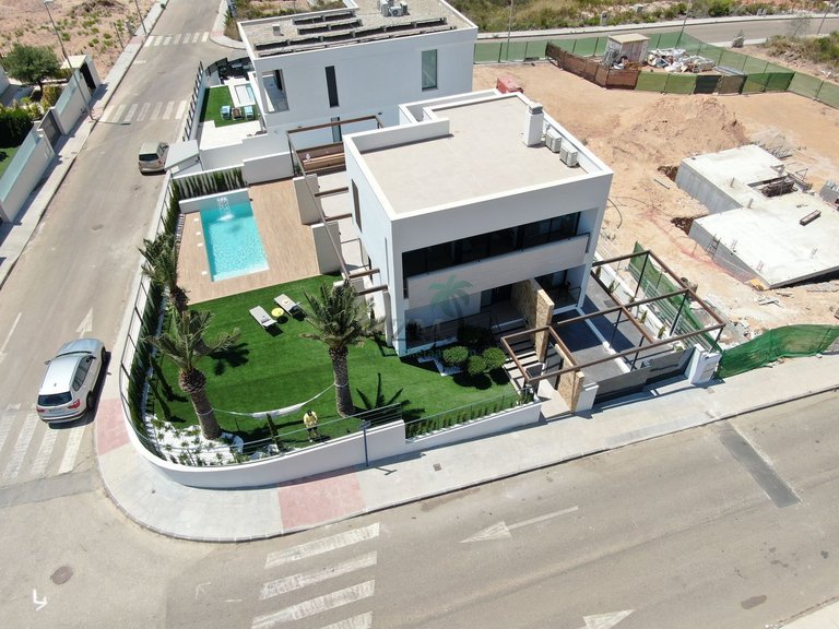 Villa for Sale in Dehesa De Campoamor, Alicante 40