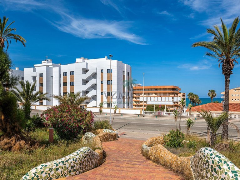 Apartment for Sale in Guardamar Del Segura, Alicante 5