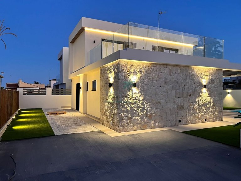 Villa for Sale in Orihuela, Alicante 10