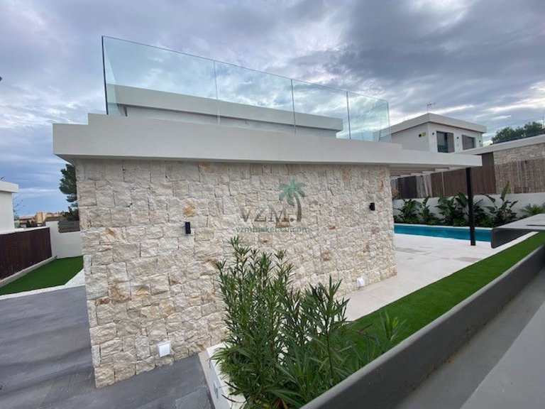Villa for Sale in Orihuela, Alicante 3