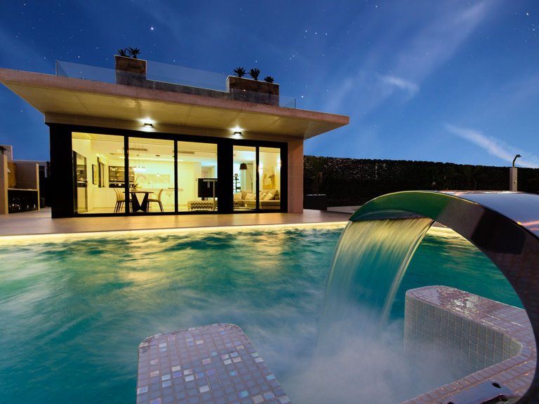 Villa for Sale in Dehesa De Campoamor, Alicante 2