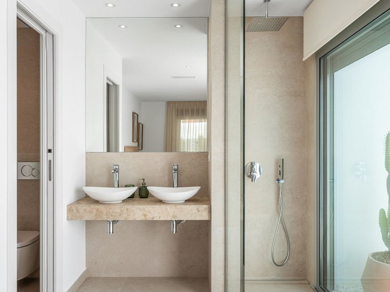 Villa for Sale in Dolores, Alicante 42