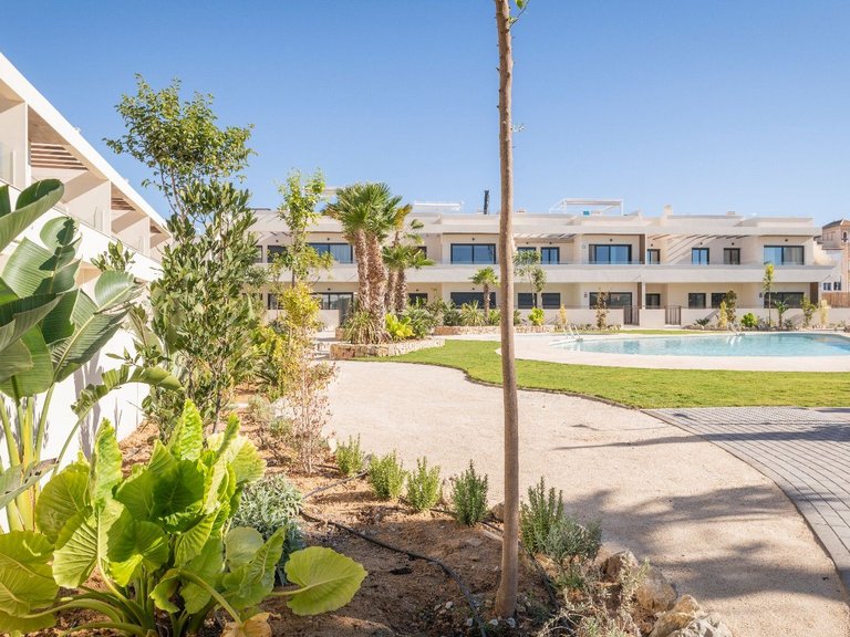 Apartment for Sale in Torrevieja, Alicante 28