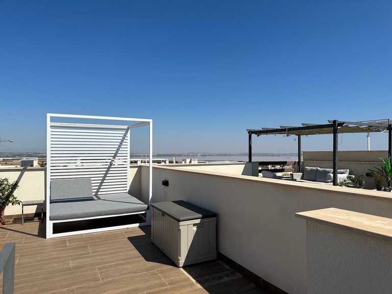 Apartment for Sale in Urbanizacion Los Balcones, Alicante 19