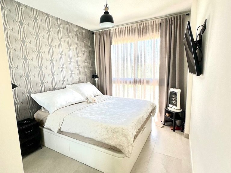 Apartment for Sale in Urbanizacion Los Balcones, Alicante 10