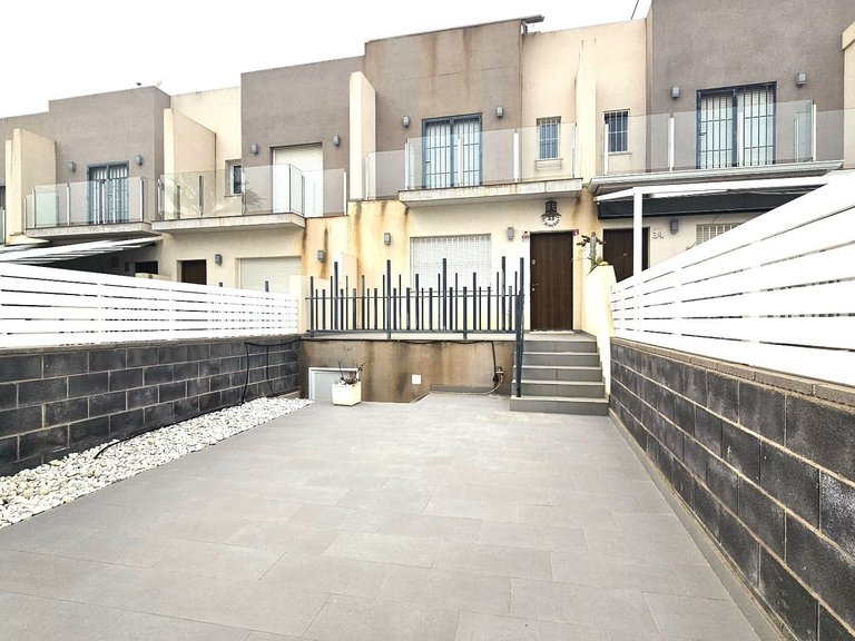 Town House for Sale in Torrevieja, Alicante 2