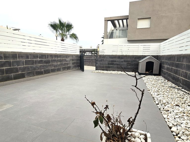 Town House for Sale in Torrevieja, Alicante 3