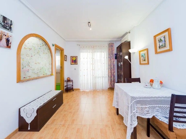 Apartment for Sale in Torrevieja, Alicante 13