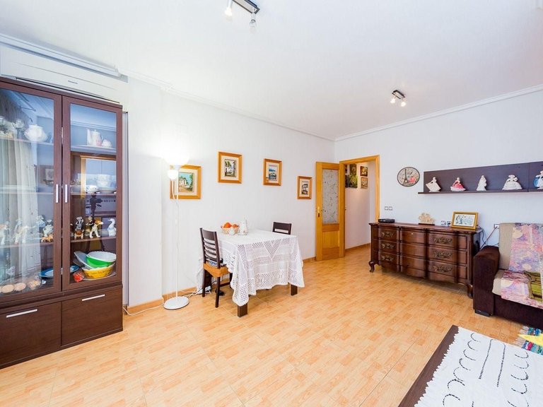 Apartment for Sale in Torrevieja, Alicante 4