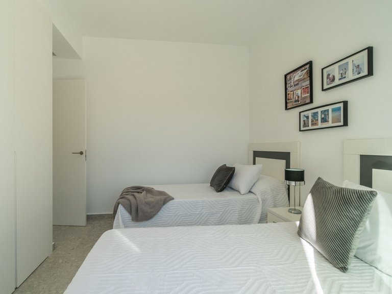 Apartment for Sale in Urbanizacion Los Balcones, Alicante 24