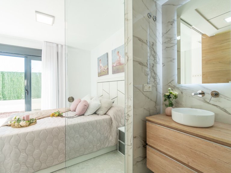 Apartment for Sale in Urbanizacion Los Balcones, Alicante 28