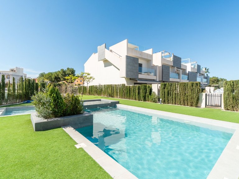 Apartment for Sale in Urbanizacion Los Balcones, Alicante 50