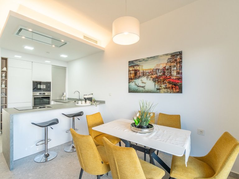 Apartment for Sale in Urbanizacion Los Balcones, Alicante 10