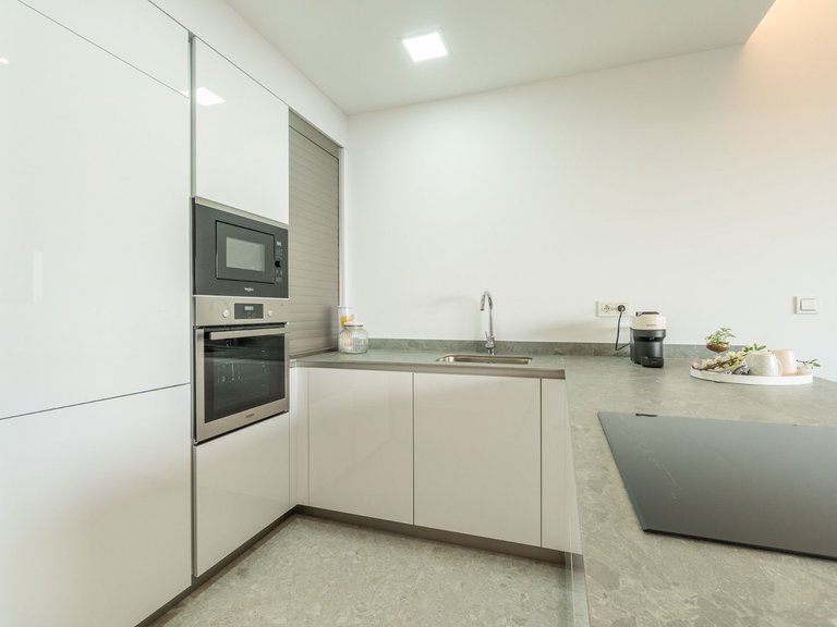 Apartment for Sale in Urbanizacion Los Balcones, Alicante 12